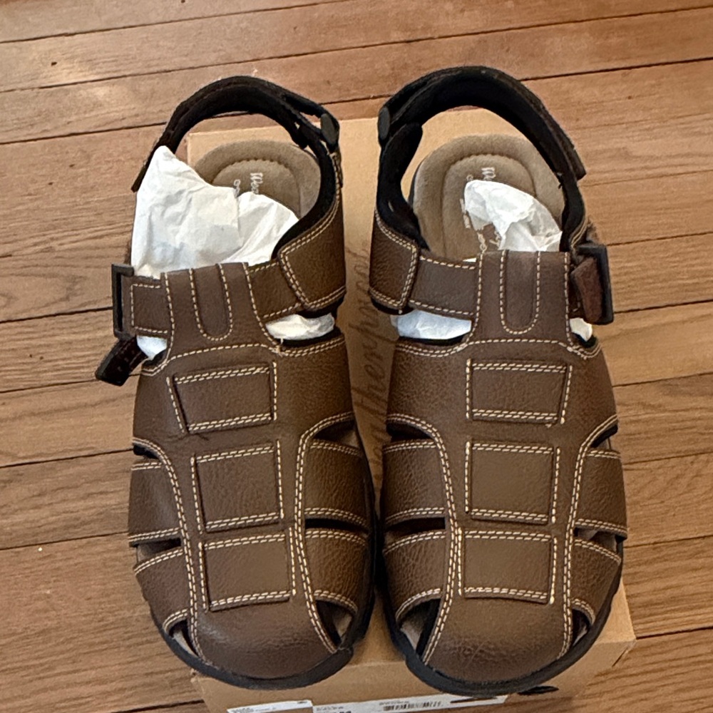 Mens Brown Closed-Toe Fisherman Sandals